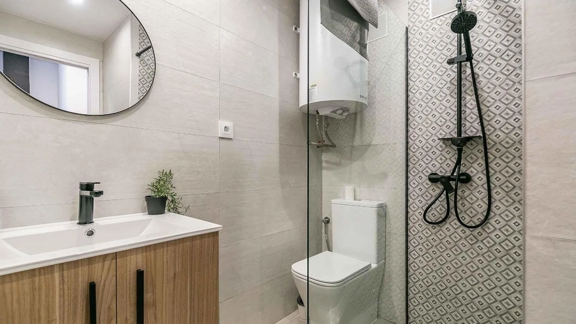 Apartamento Reformado De Estreno Torremolinos Apartment